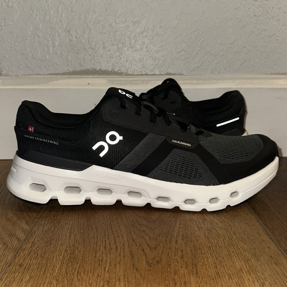 Men’s On Cloudrunner 2